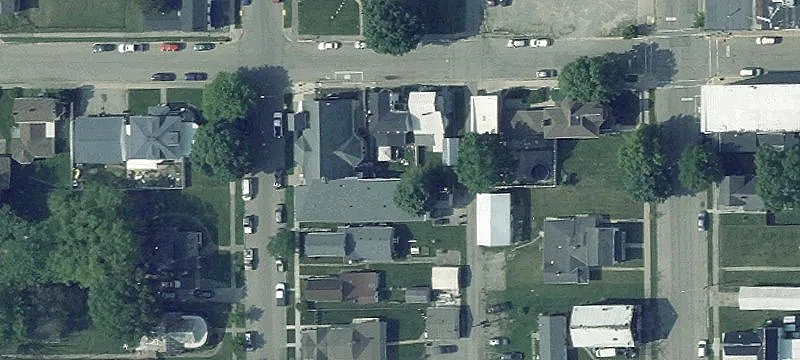 81 Hendricks St