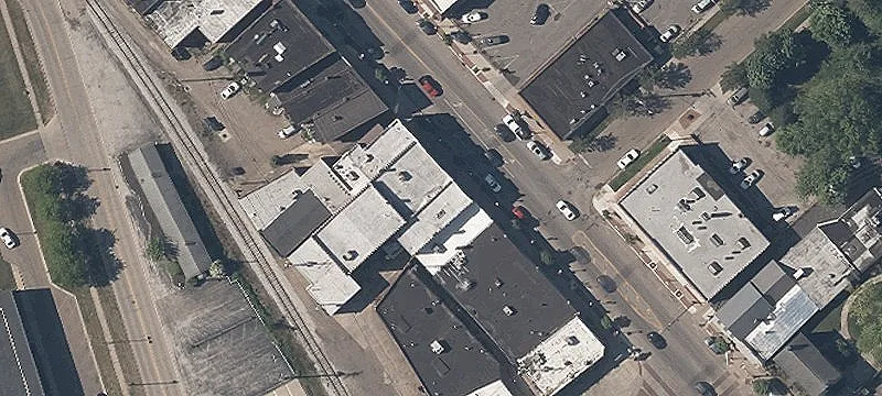 700-704 Broadway Ave