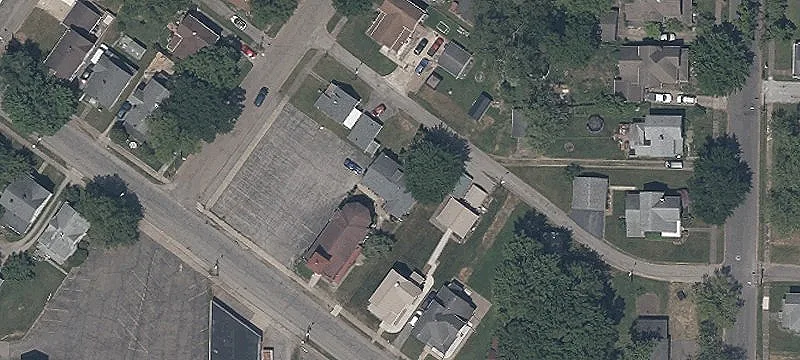 32 Linden Ave