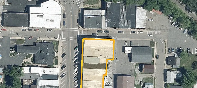 142 Main St