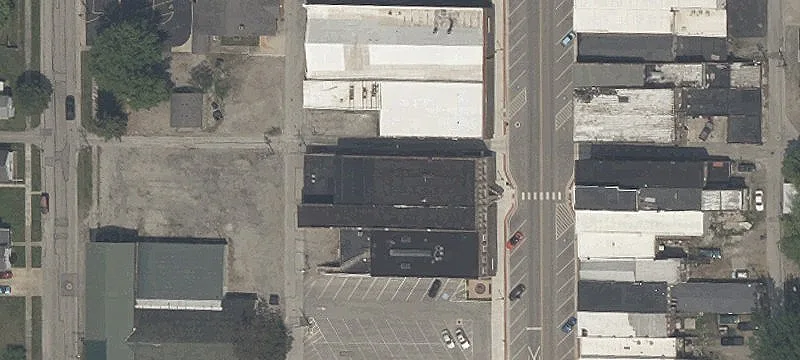 121 Main St