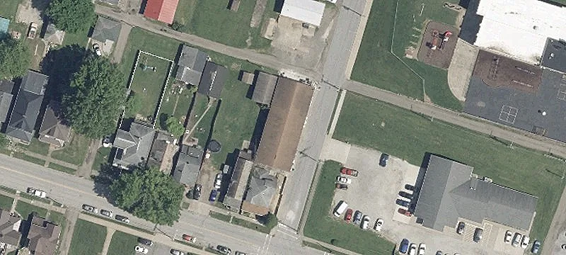 301 Main St