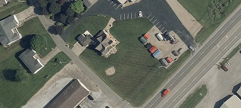 2882 Mcfarland Dr