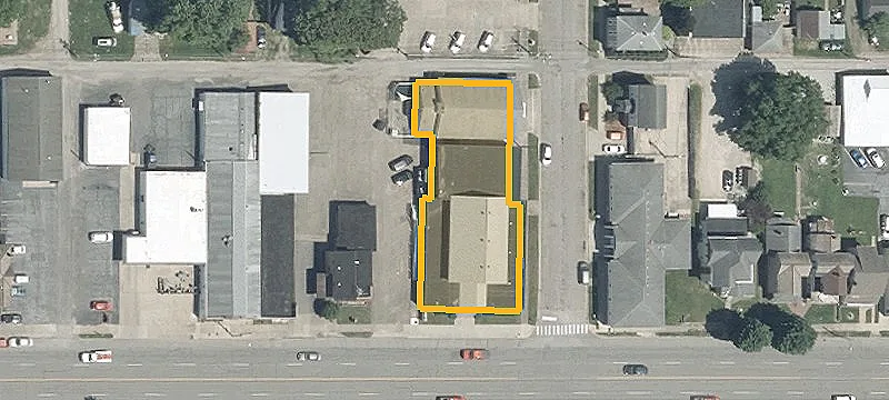 657 Main St