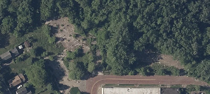 65th E Dr