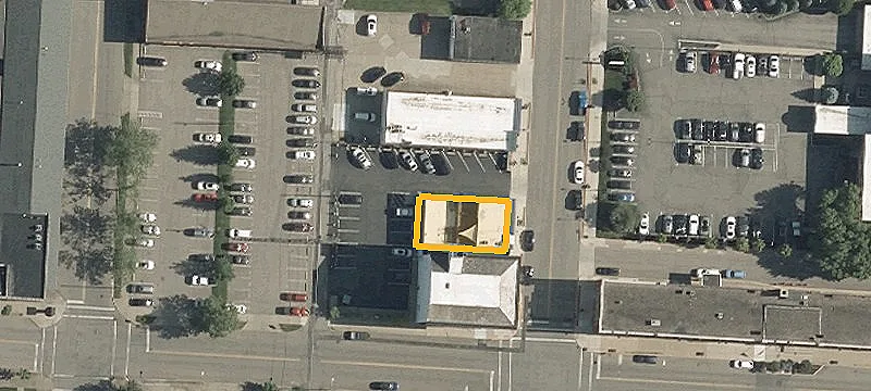 111 4th St