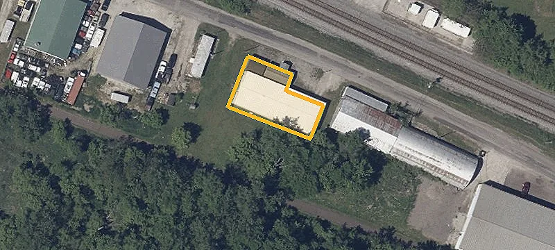 121 Factory St