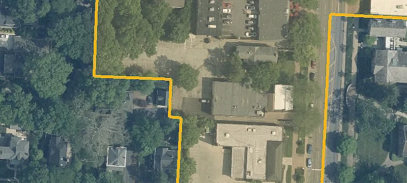 615 High St