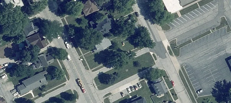 Main St