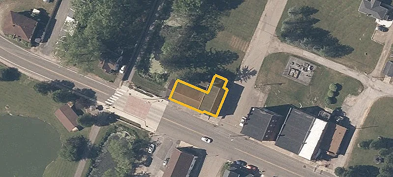 7833-7835 Main St