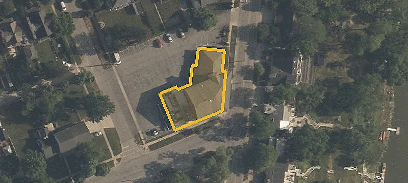 301 Riv Rd