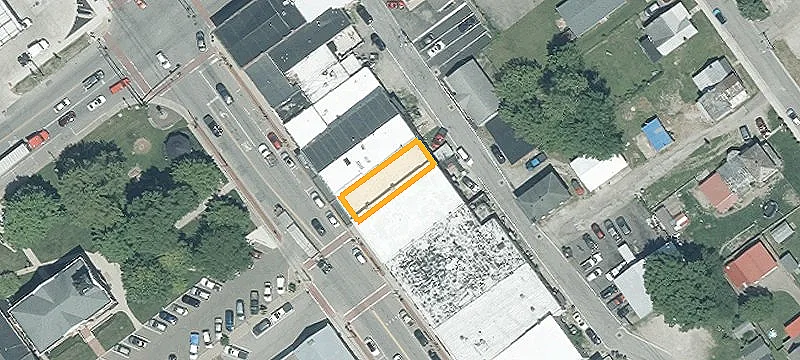 30 Main St