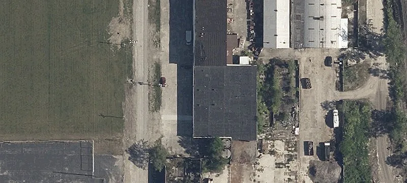 1370 Main St