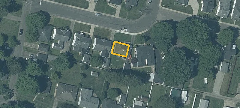 18 Zander Dr
