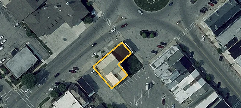 101 Main St