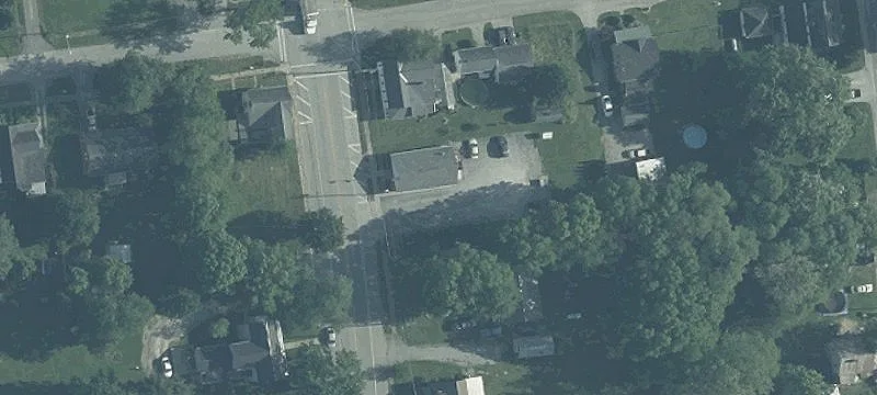 201st S Apple St