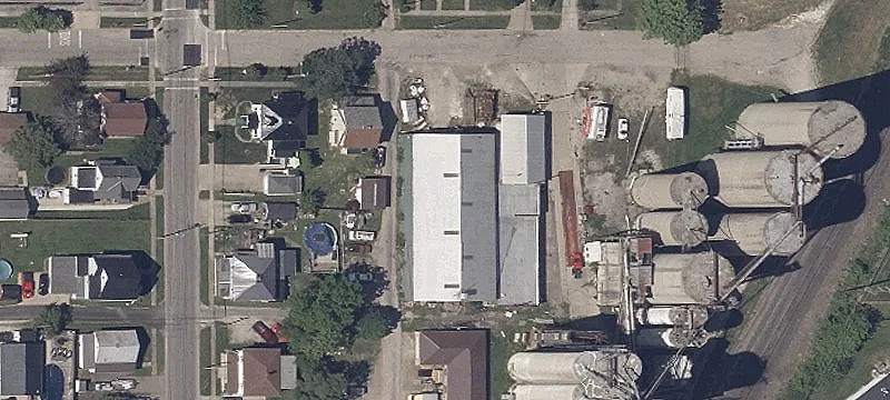 Raymond Ave