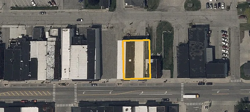 211 Main St