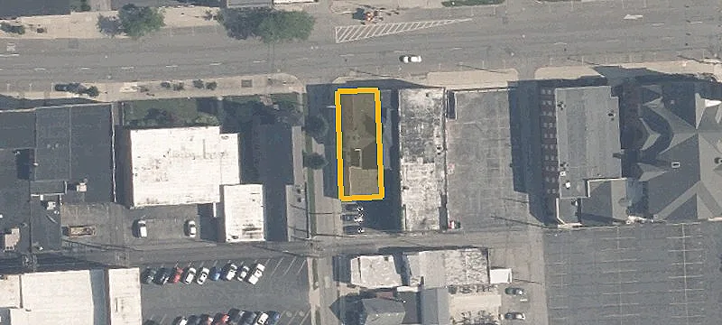 215 Ctr St, Unit 217