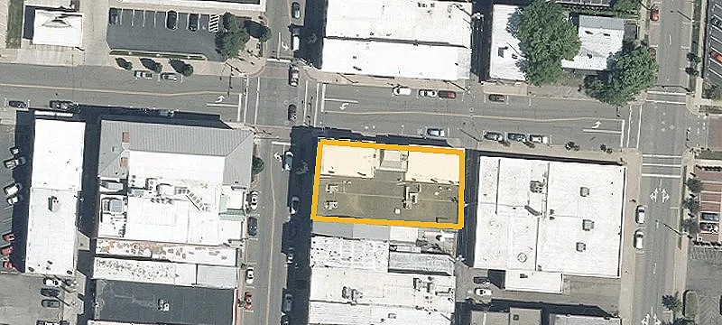 100 Main St