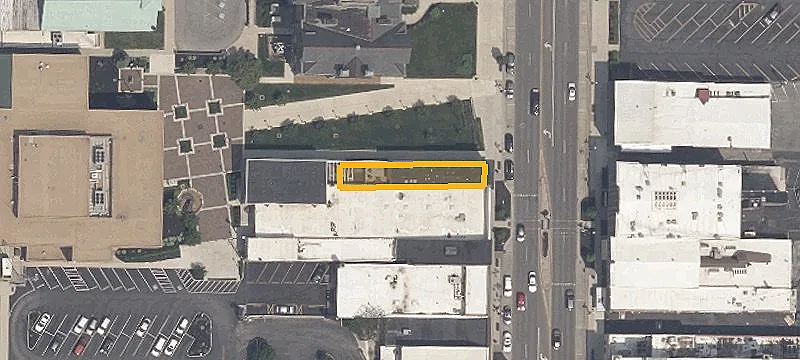 320 Main St