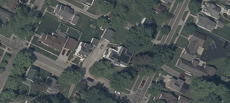864 Jefferson Ave