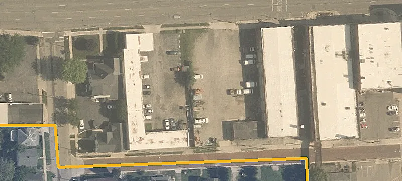 329 Ctr St
