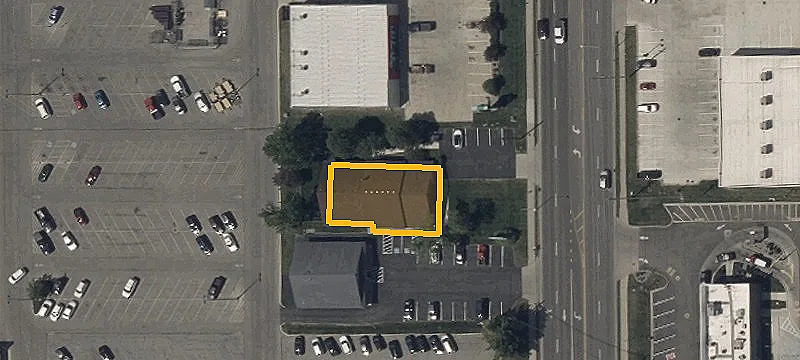 1202 Main St