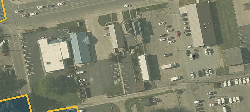 174 Main St