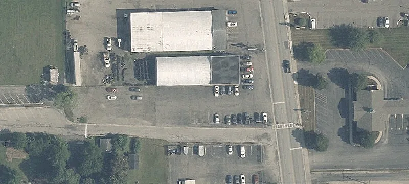 1221 Wapakoneta Ave