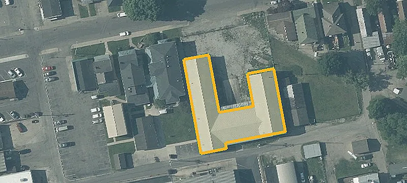 320 2nd St