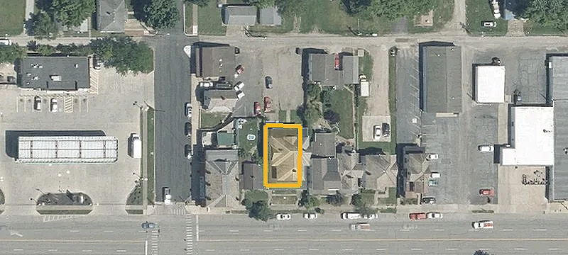 607 Main St