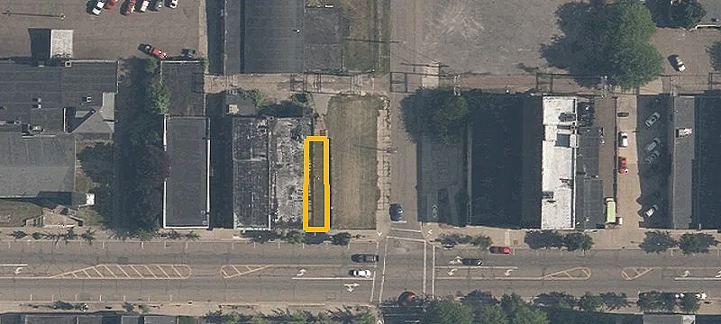 176 Main St