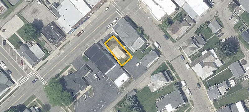 15 Main St
