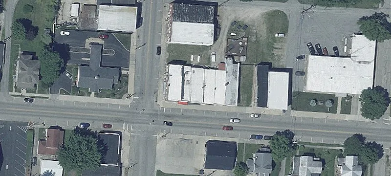 16 Maple St