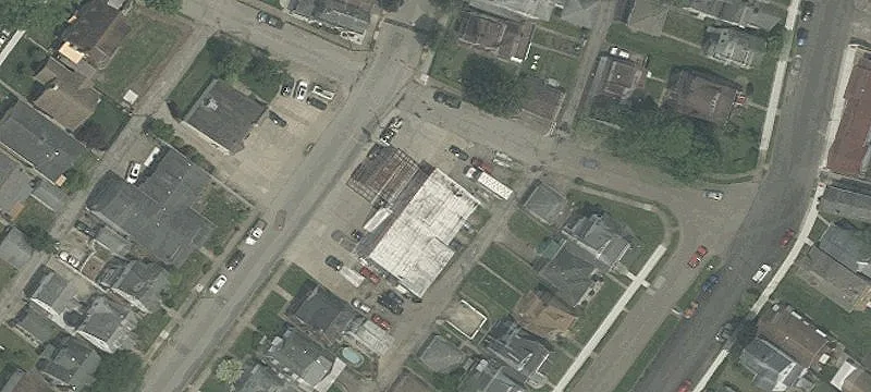 1100 Zane Hwy