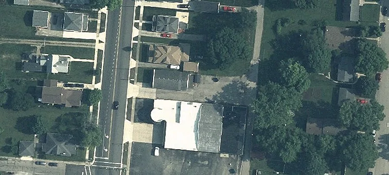 865 Main St