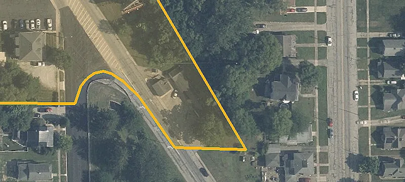 818 Wapakoneta Ave