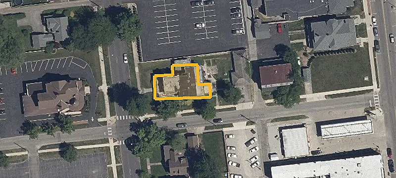 211 Monroe St