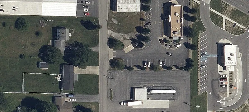 1005 Everett Rd