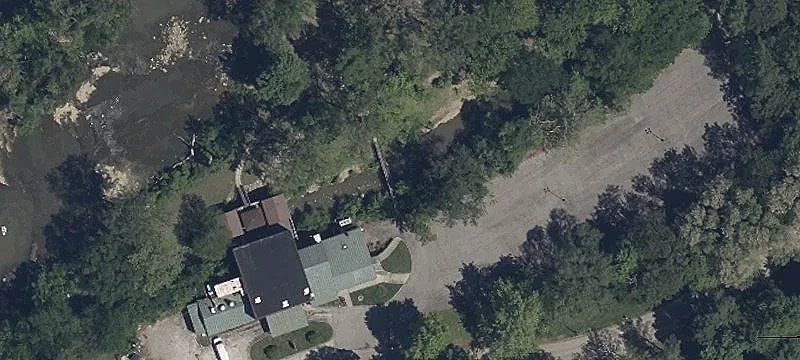 255 Riverside Dr