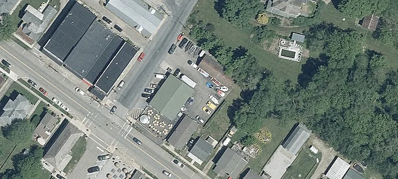 2 Main St