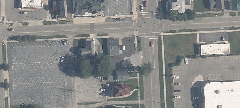 301 Main St