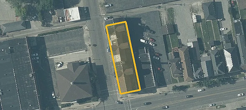 101 Main St
