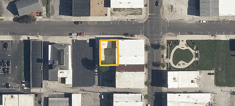 121 Main St