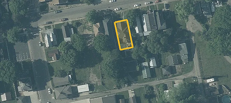 126 4th St