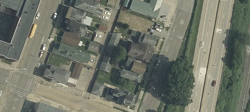Belmont St