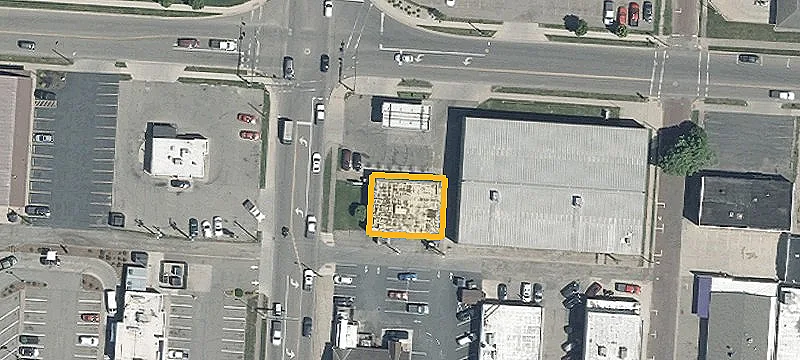 10 Sandusky St