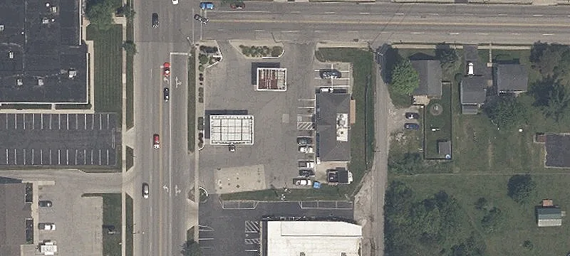 2727 Main St