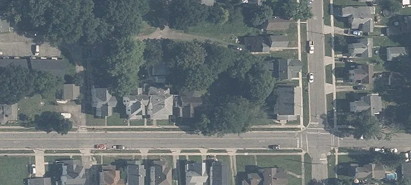 206 Mark St